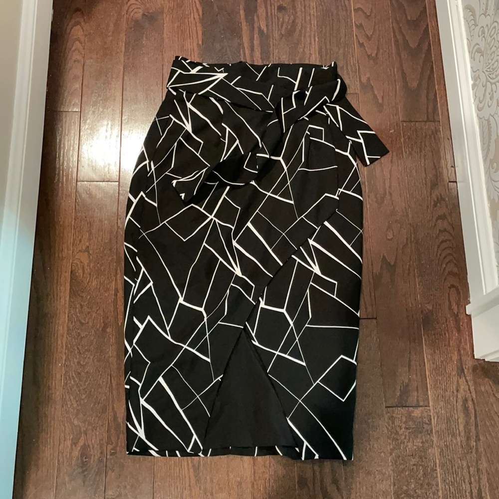 Lavish Alice Black and White Asymmetrical Skirt